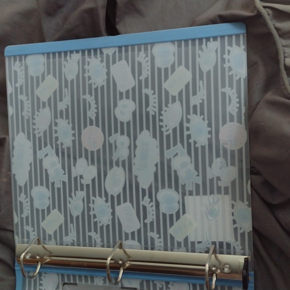 Binder - Picture 2 of 2